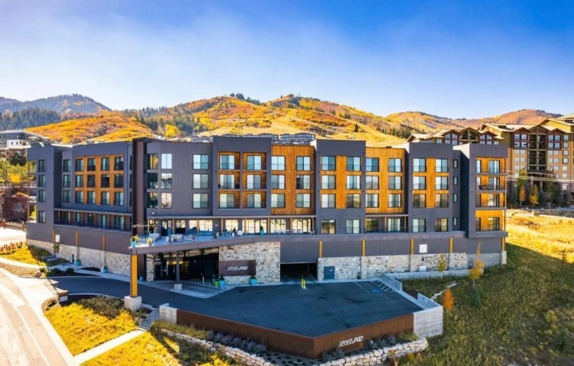 Slope Side Studio In The Heart Of Canyons Village With Heated Pool & Hot Tub! Park City Exterior photo